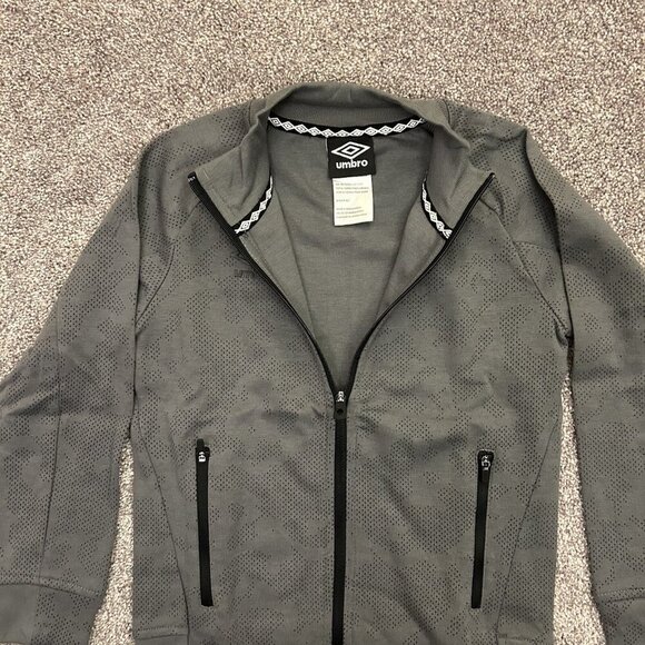 Umbro Kids Tech Soccer Full Zip Jacket Size S (6/7) Gray Zipped Pockets NWT - Picture 4 of 13